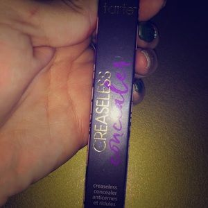 Tarte Creaseless Concealer